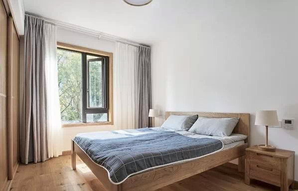 簡裝就學(xué)他家,全屋刷大白,電視墻不造型,反而裝出高級感! 簡裝就學(xué)他家,全屋刷大白,電視墻不造型,反而裝出高級感!