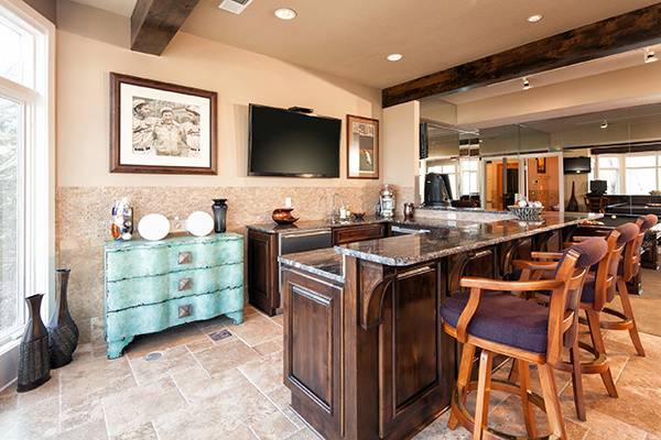 億品裝飾告訴您：家庭吧臺設(shè)計需要注意什么？