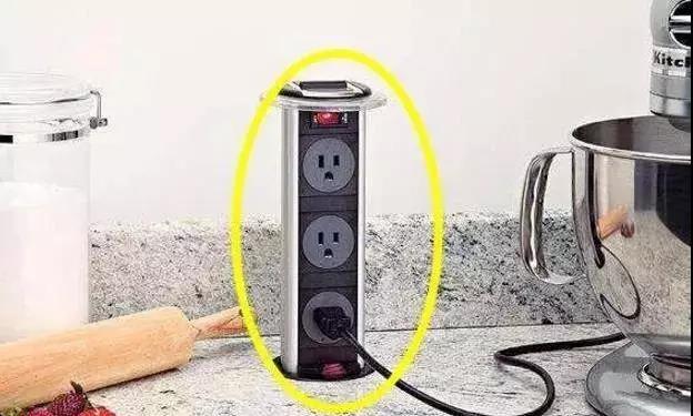 現(xiàn)在流行一種新型的插座，可以對(duì)我們的生活產(chǎn)生了不少的便利