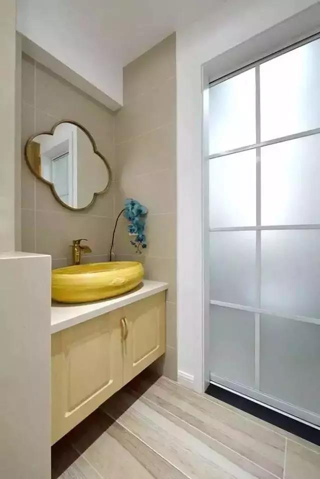 衛(wèi)生間洗手臺隔斷設計，喜歡的朋友可以參考~