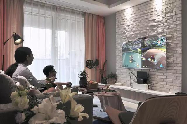 現(xiàn)代簡約風格裝修，電視背景墻真的好看