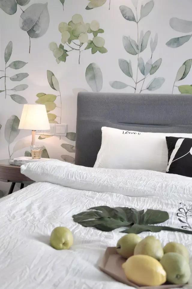 現(xiàn)代簡約風格裝修，電視背景墻真的好看