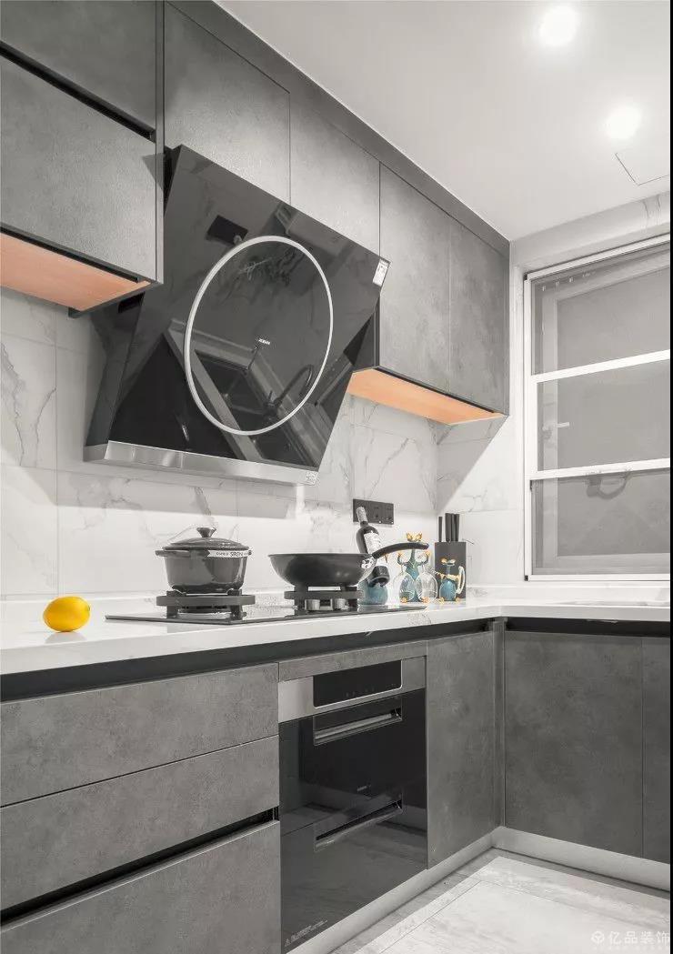 現(xiàn)代風(fēng)格，簡約隨性詮釋品質(zhì)生活