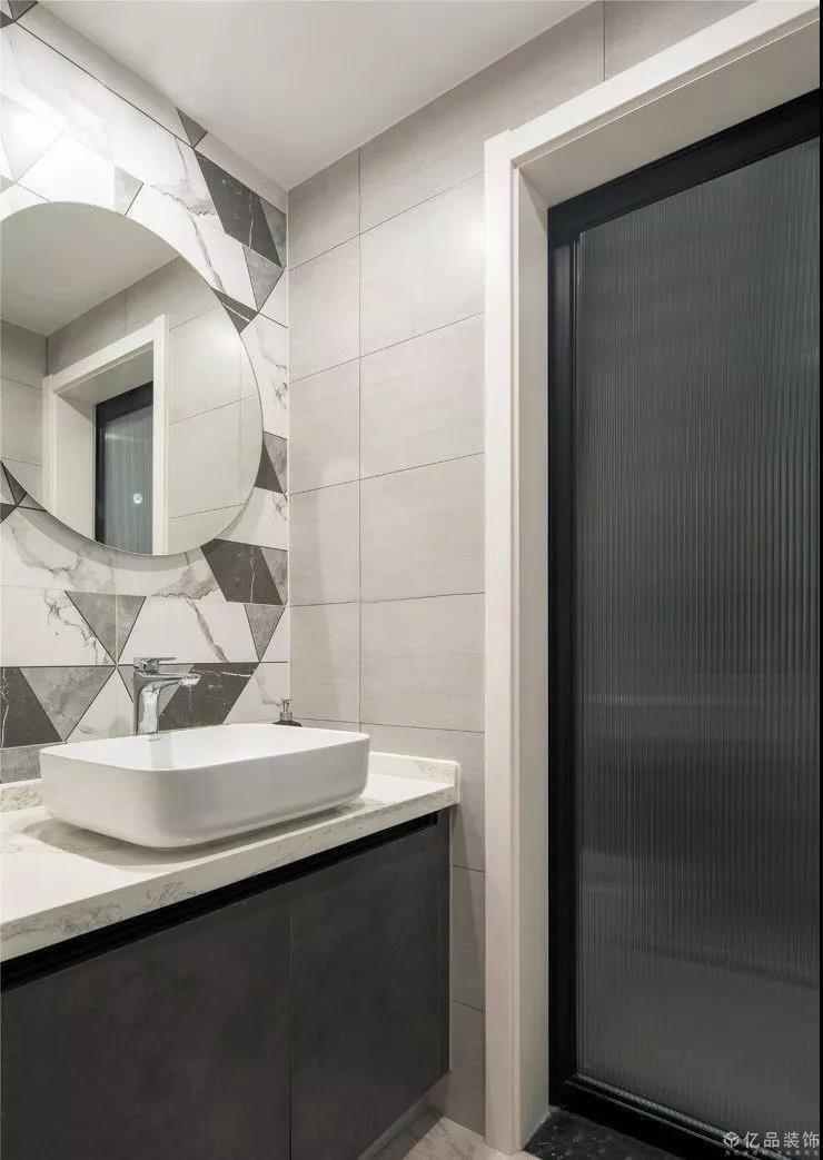 現(xiàn)代風(fēng)格，簡約隨性詮釋品質(zhì)生活