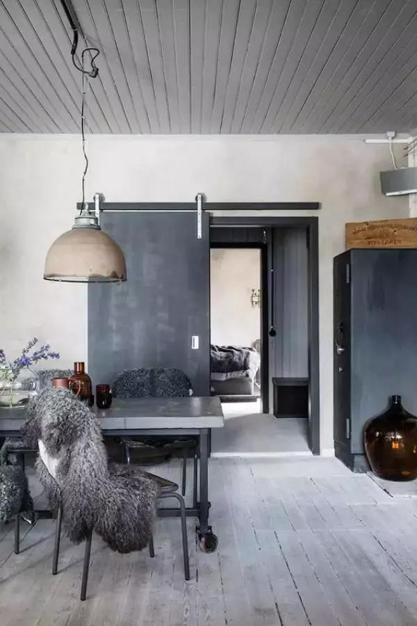 廚房還是“推拉門”？現(xiàn)在流行這種門！