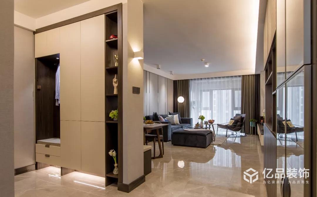 億品裝飾|102平米輕奢風(fēng)三房，都市男喜歡的風(fēng)格，品質(zhì)感十足