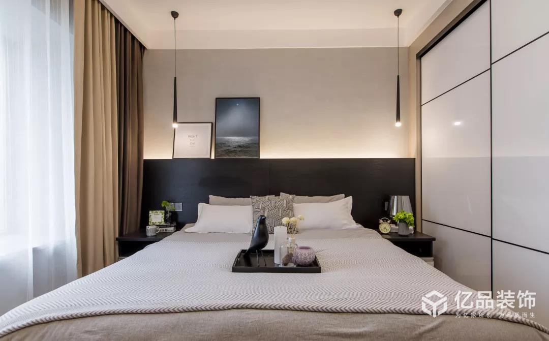 億品裝飾|102平米輕奢風(fēng)三房，都市男喜歡的風(fēng)格，品質(zhì)感十足