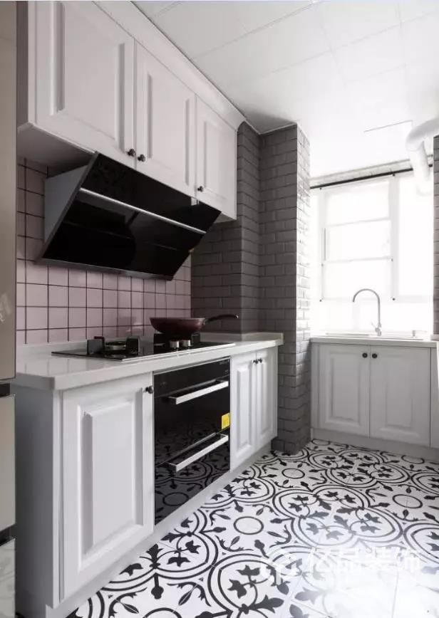 億品裝飾|130㎡新房只是簡單裝修，曬朋友圈都說好看！