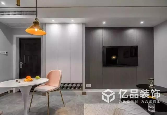 億品裝飾|105m2現(xiàn)代輕奢風(fēng)二居室，簡單不失優(yōu)雅！