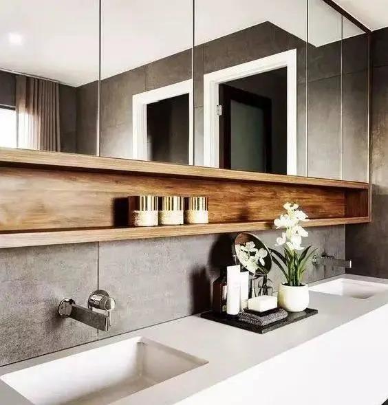 衛(wèi)生間洗手臺(tái)安裝鏡子還是鏡柜更好？