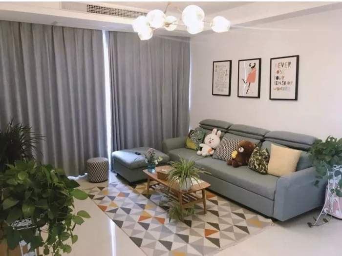 郴州裝修之簡(jiǎn)約客廳這樣配窗簾，舒適又年輕！