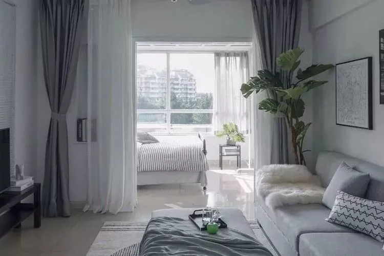 郴州裝修之簡(jiǎn)約客廳這樣配窗簾，舒適又年輕！