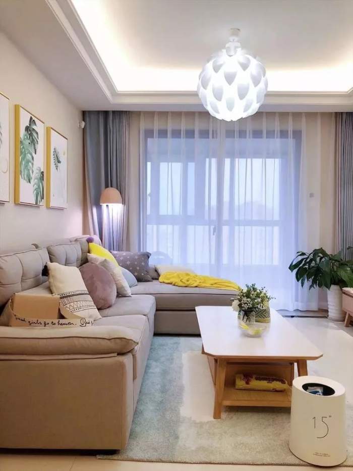 郴州裝修之簡(jiǎn)約客廳這樣配窗簾，舒適又年輕！