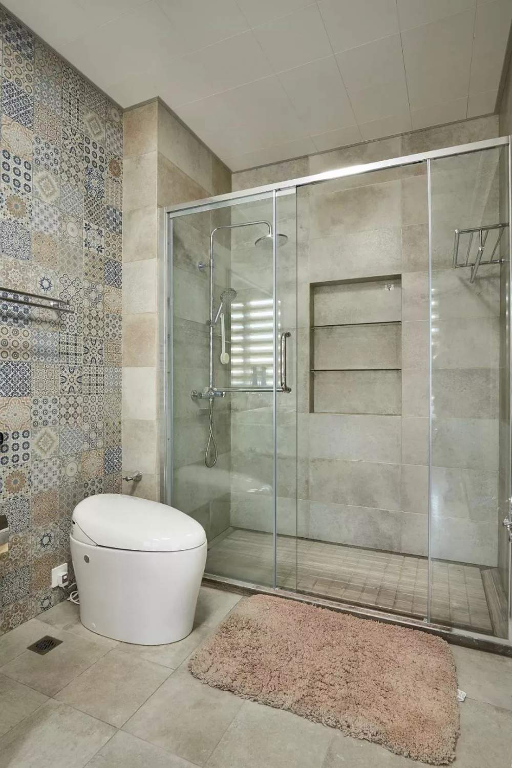 衛(wèi)生間裝壁龕，簡(jiǎn)單實(shí)用又方便！