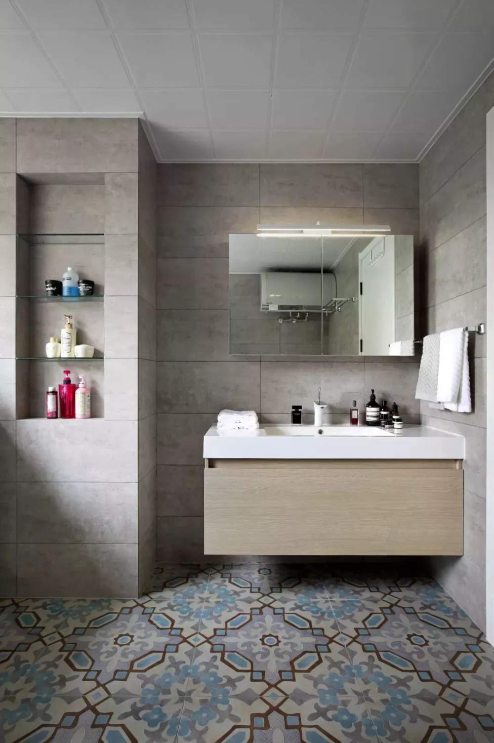 衛(wèi)生間裝壁龕，簡(jiǎn)單實(shí)用又方便！