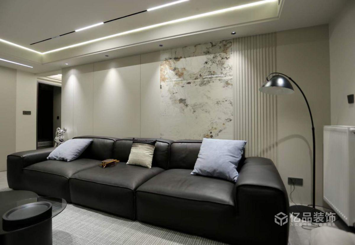 100平現(xiàn)代輕奢風三房，簡約舒適，溫馨之家