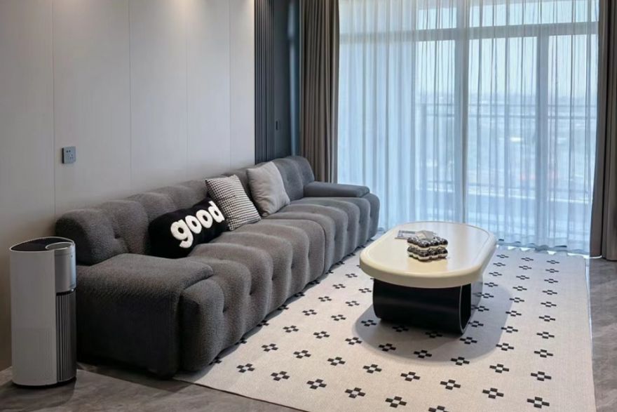 107平簡約風(fēng)小戶型，整體的色彩搭配簡潔而又舒適